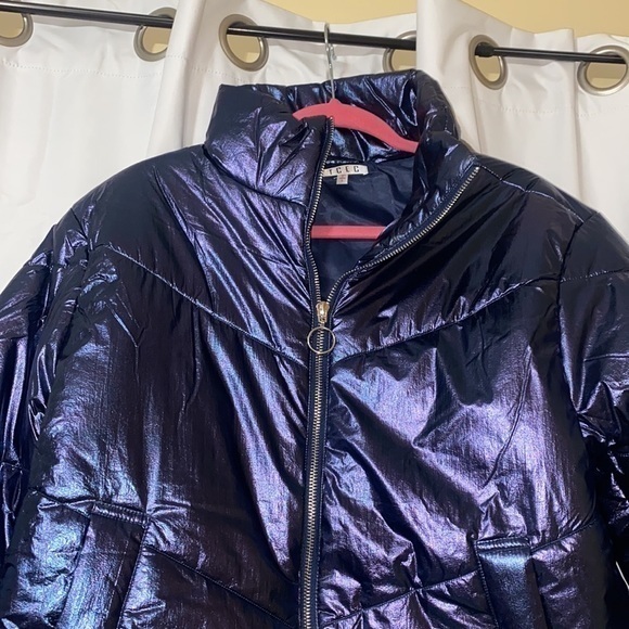 TCEC Navy Metallic Puffer Jacket - Picture 5 of 6